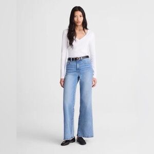 Madewell
The Wide-Leg Jean in Super Stretch Denim